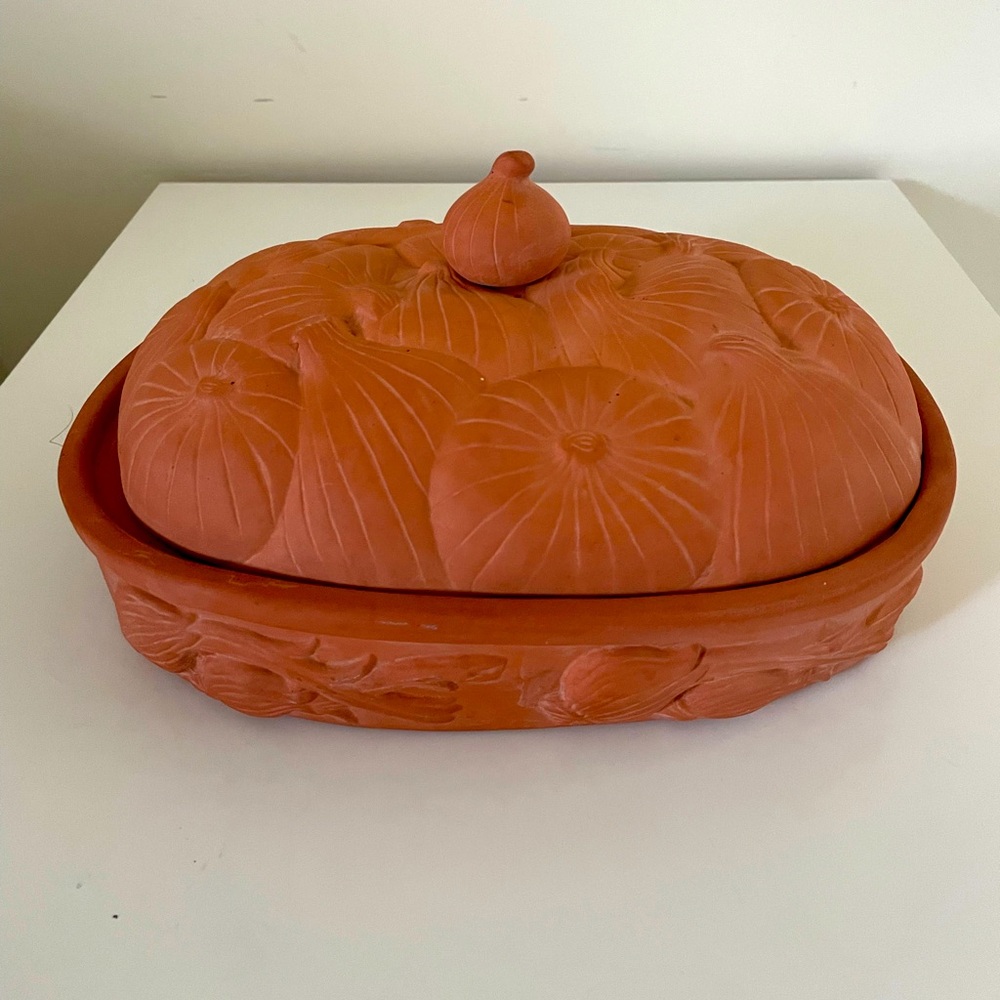Vintage Boston Warehouse Clay Terra Cotta Onion Vegetable Baking Dish Bakeware